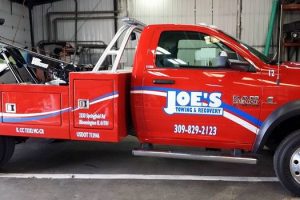Box Truck Towing in East Peoria Illinois
