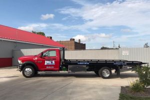 Box Truck Towing in Pekin Illinois