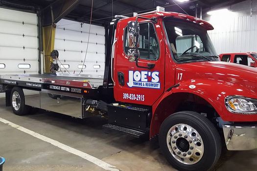 Flatbed Towing in Normal Illinois | Joe's Towing